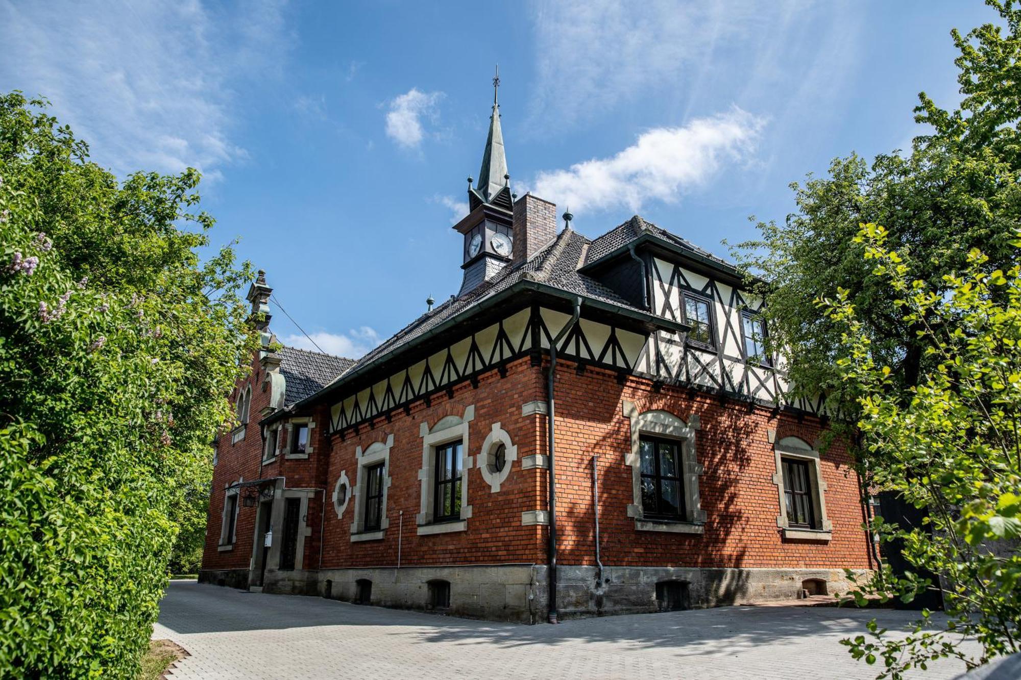 Alte Schule Spittelstein 1Og Links Leilighet Rödental Eksteriør bilde